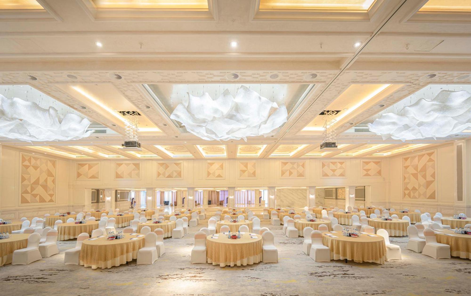 Hotel Hyatt Regency Dubai - Corniche Esterno foto The ballroom