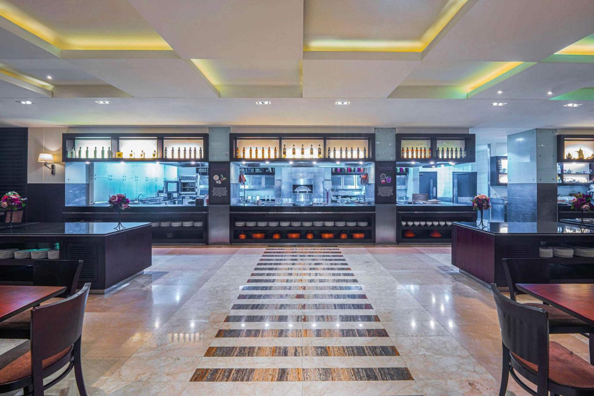 Hotel Hyatt Regency Dubai - Corniche Esterno foto